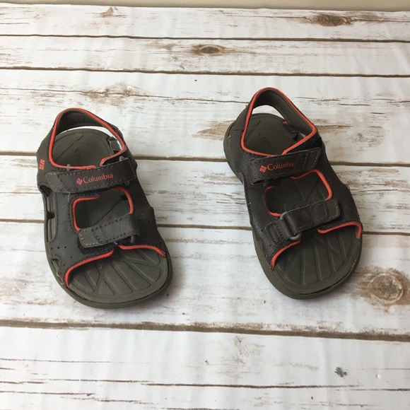 columbia boys sandals